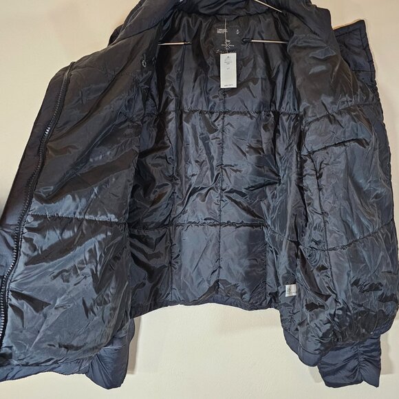 New Gap Light Weight Warmth Puffer Jacket Black size Large - Picture 5 of 11